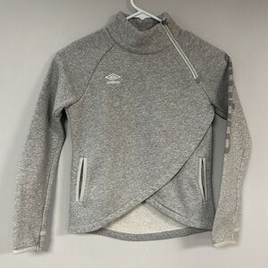 Umbro Gray Girls Youth Pullover Jacket / Sweatshirt, thumb holes, M 7 / 8
